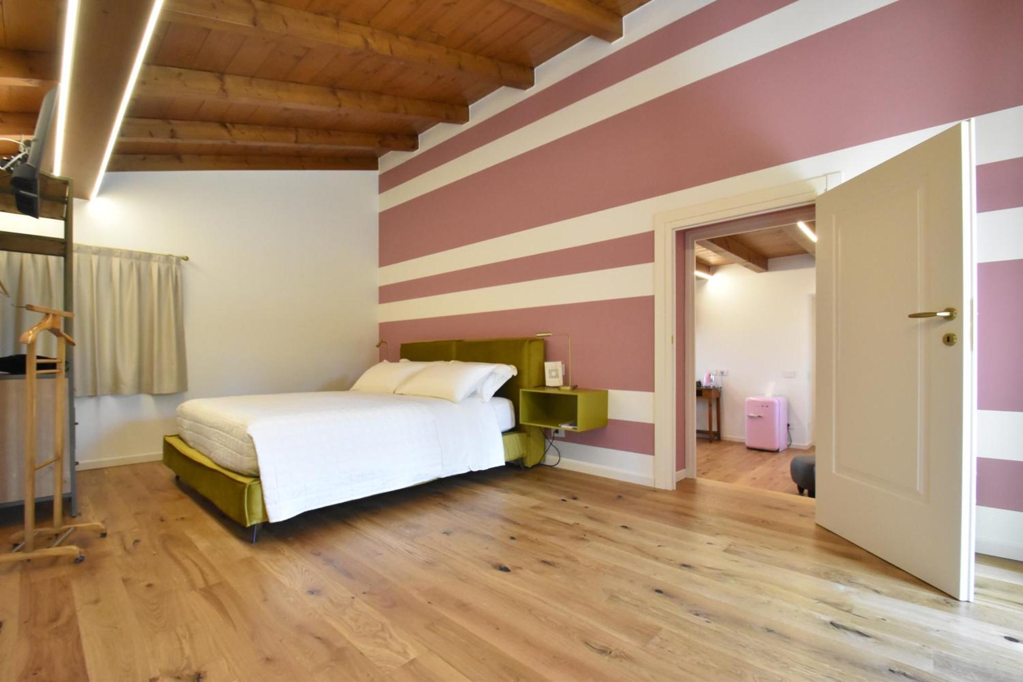 Residenza Vesentini Bed and Breakfast Pastrengo Eksteriør billede
